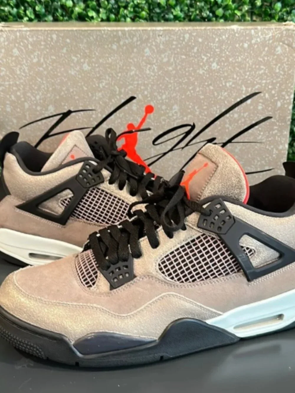 Air Jordan 4 Retro ‘Taupe Haze’